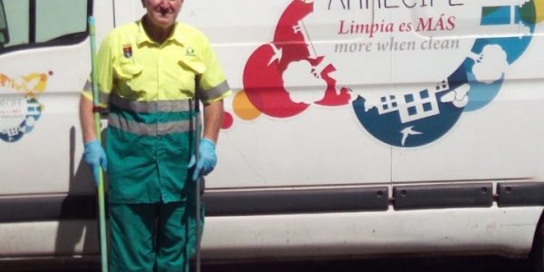 Juan de la Paz, barrendero | Foto: JUAN DE LA PAZ