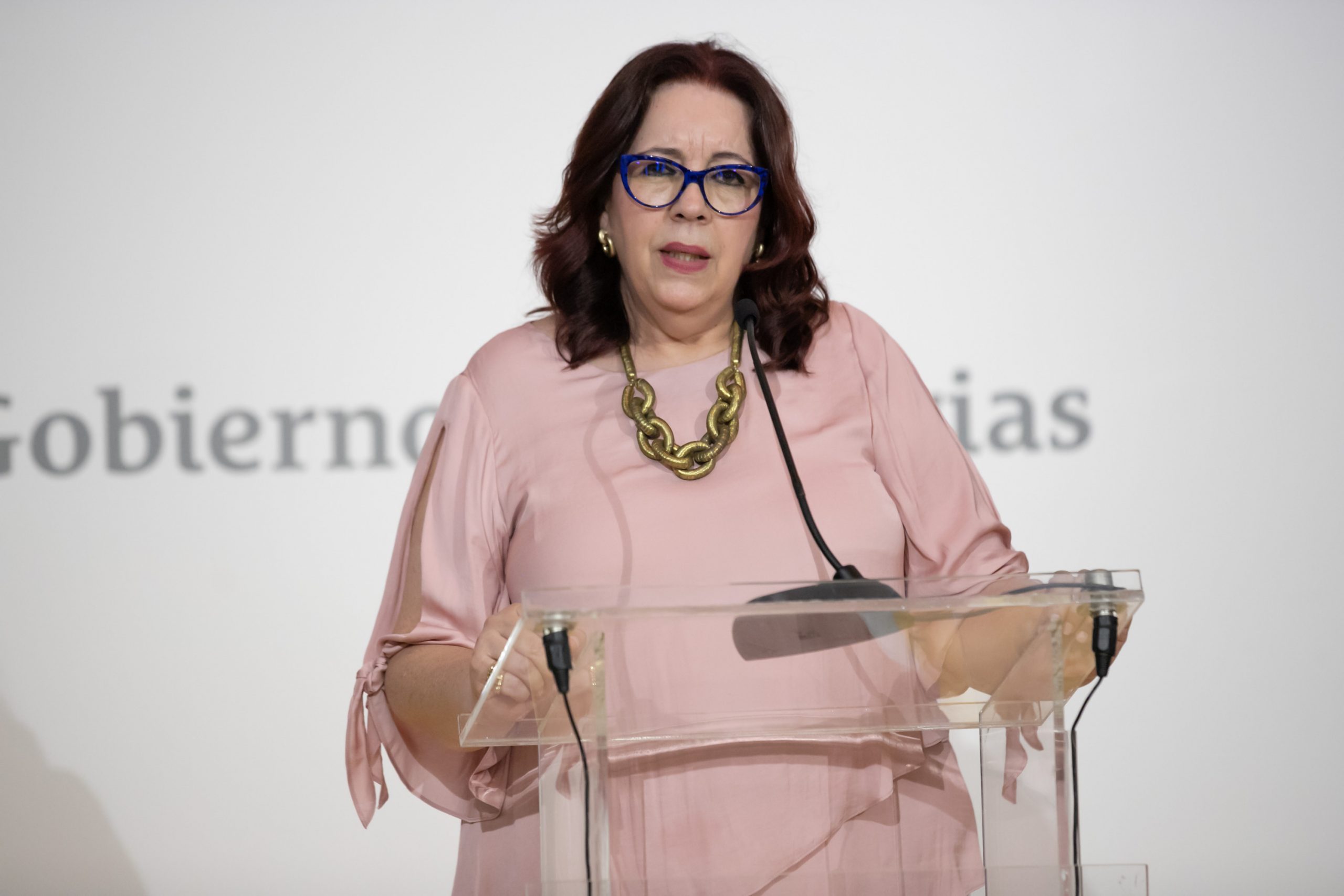 Manuela de Armas en su toma de posesión | Foto: PRESIDENCIA DEL GOBIERNO DE CANARIAS Manuela de Armas en su toma de posesión | Foto: PRESIDENCIA DEL GOBIERNO DE CANARIAS