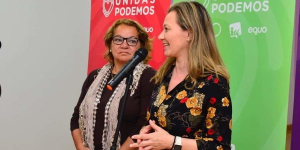 Meri Pita junto a Vicky Rosell | Foto: Podemos