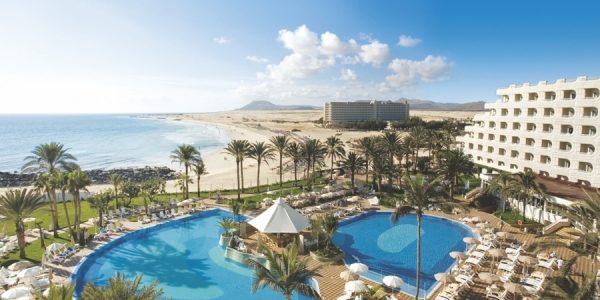 Piscinas del hotel | RIU