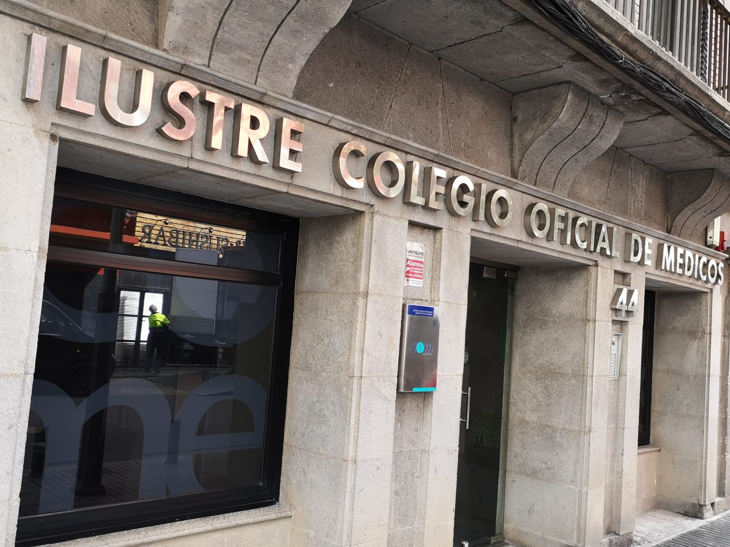Fachada Colegio de Médicos de Las Palmas | Foto: EL ESPEJO CANARIO Fachada Colegio de Médicos de Las Palmas | Foto: EL ESPEJO CANARIO
