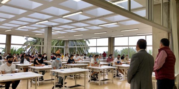 Alumnos examinándose de la EBAU en la ULPGC | Foto: ULPGC
