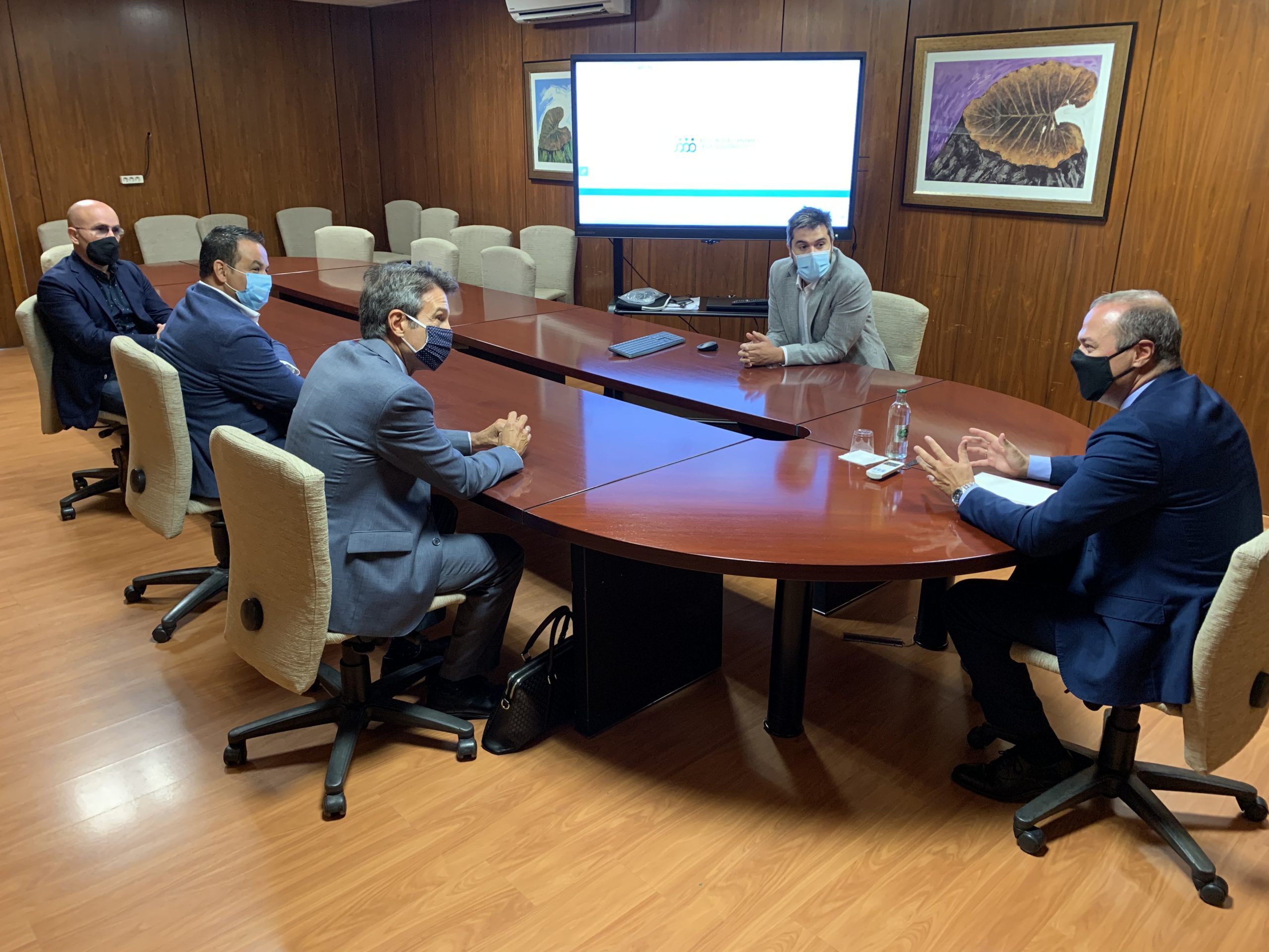 Reunión de la Asociación de la Industria MICE con el alcalde de LPGC, Augusto Hidalgo | Foto: AYUNTAMIENTO DE LAS PALMAS DE GRAN CANARIA Reunión de la Asociación de la Industria MICE con el alcalde de LPGC, Augusto Hidalgo | Foto: AYUNTAMIENTO DE LAS PALMAS DE GRAN CANARIA