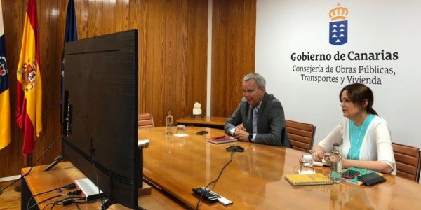 Chano Franquis y Maribel Santana | Foto: CONSEJERÍA DE OBRAS PÚBLICAS, TRANSPORTE Y VIVIENDA DEL GOBIERNO DE CANARIAS