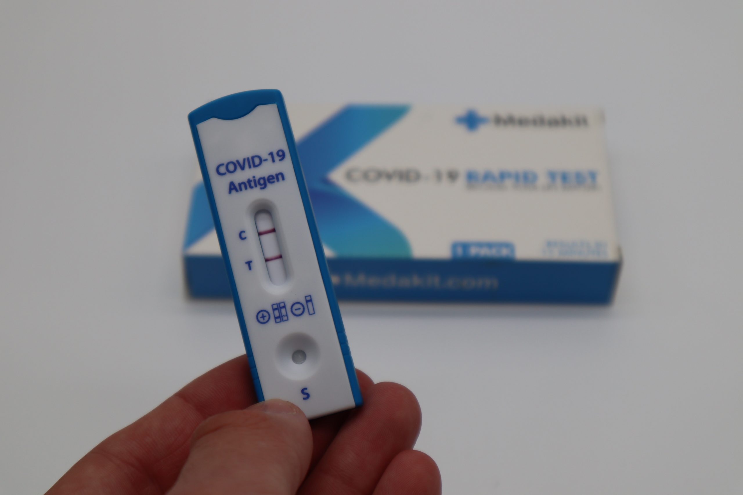 Muestra de Test de Antígenos Muestra de Test de Antígenos