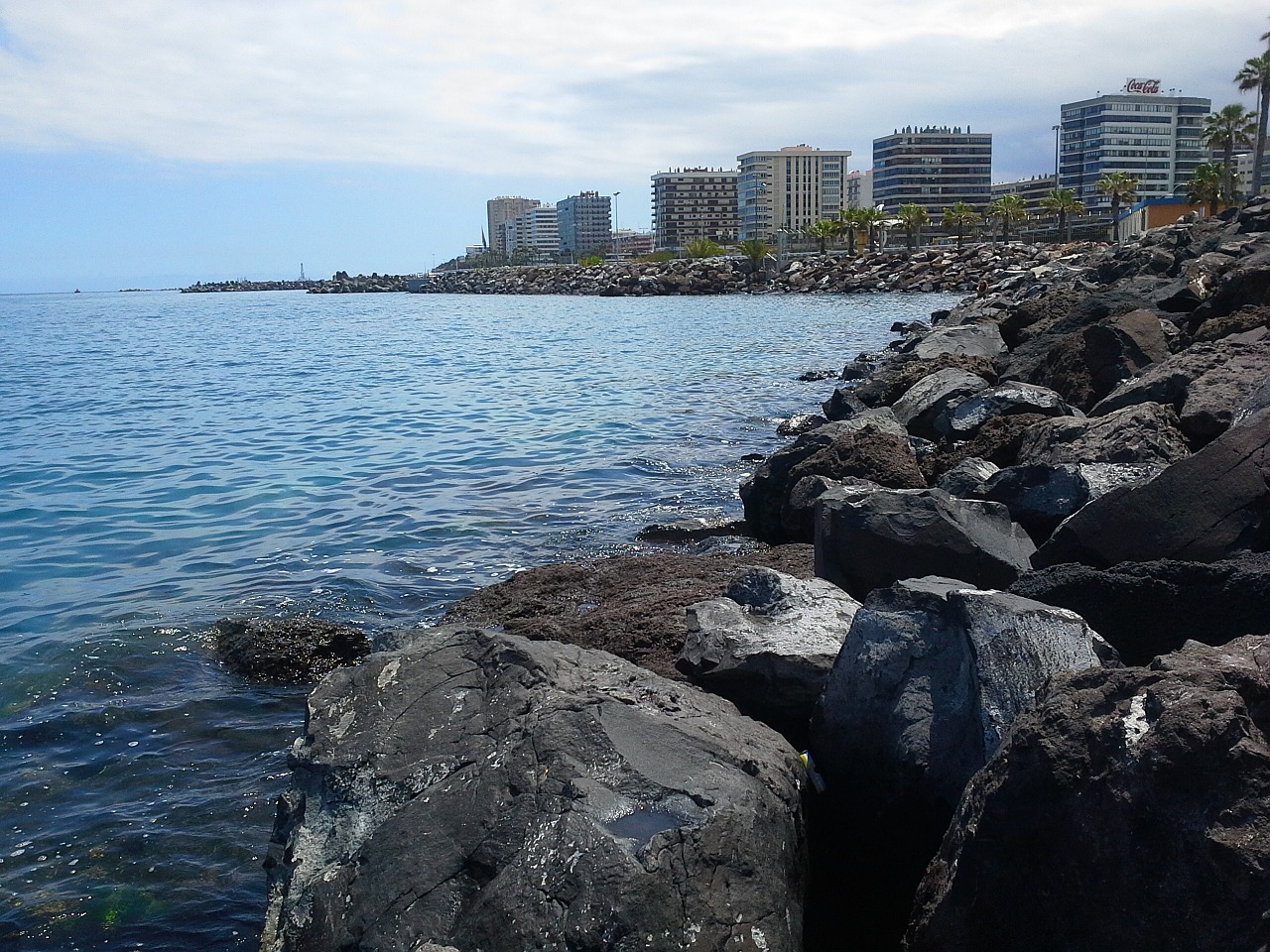 Vista desde el puerto de Las Palmas de Gran Canaria Vista desde el puerto de Las Palmas de Gran Canaria