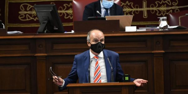 José Alberto Díaz-Estébanez | Foto: PARLAMENTO DE CANARIAS