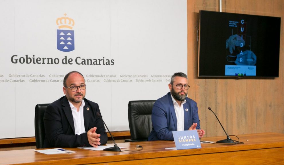 José Antonio Valbuena y Miguel Ángel Pérez (dcha.) | Foto: GOBIERNO DE CANARIAS