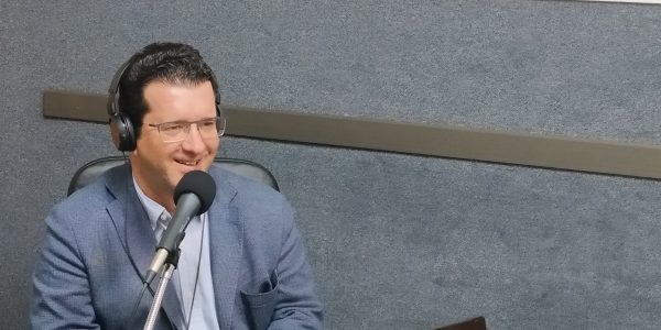 Juan Jesús Facundo en los estudios de El Espejo Canario