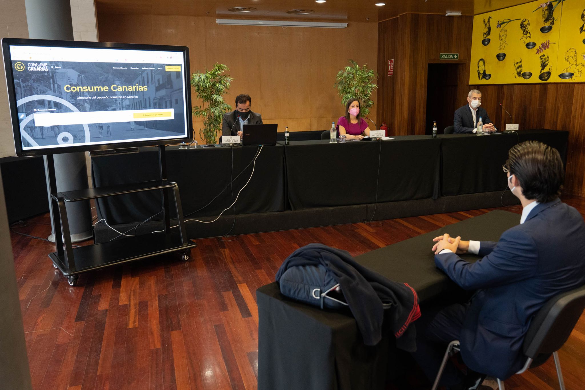 Presentación Consume Canarias | Foto: CONSEJERÍA TURISMO, INDUSTRIA Y COMERCIO DEL GOBIERNO DE CANARIAS Presentación Consume Canarias | Foto: CONSEJERÍA TURISMO, INDUSTRIA Y COMERCIO DEL GOBIERNO DE CANARIAS