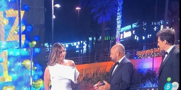 Intervención del consejero Carlos Álamo (centro) en la retransmisión de las campanadas 2020