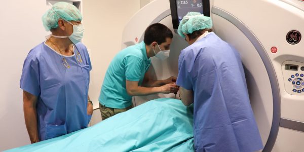 Escáner previo para el paciente de párkinson | HOSPITALES UNIVERSITARIOS SAN ROQUE