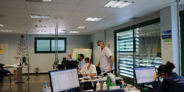 Equipo de rastreadores de Lanzarote. Baltasar Gómez, de pie | CONSEJERÍA DE SANIDAD DEL GOBIERNO DE CANARIAS