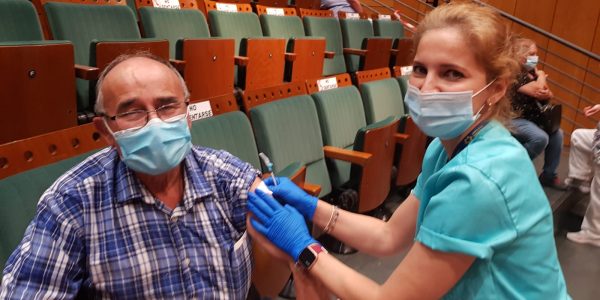 Vacunación al colectivo de 60 a 65 años | CONSEJERÍA DE SANIDAD DEL GOBIERNO DE CANARIAS