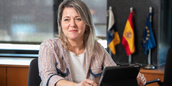 Alicia Vanoostende | CONSEJERÍA DE AGRICULTURA, GANADERÍA Y PESCA