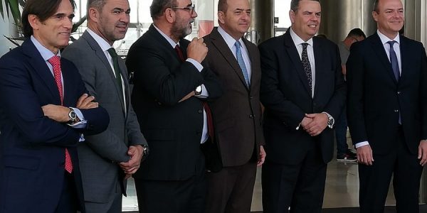 José Juan Ramos junto a Augusto Hidalgo (dcha.) en 2018 | FEDEPORT