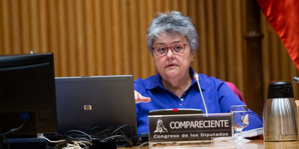 Pilar Vera en la Comisión de Investigación relativa al accidente del vuelo JK 5022 de Spanair el pasado marzo | CONGRESO DE LOS DIPUTADOS