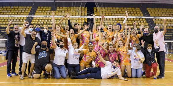 Jugadoras del club de voleibol JAV Olímpico 7 Palmas | CV JAV OLÍMPICO LAS PALMAS