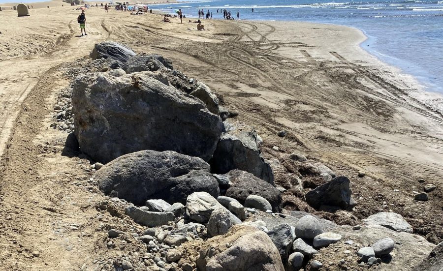 Escollera en Maspalomas | IVÁN MONAGAS