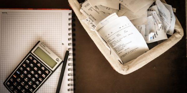 Impuestos y facturas | PXHERE
