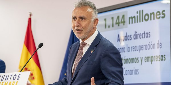 Ángel Víctor Torres presentando el decreto ley después del consejo de gobierno el pasado viernes | PRESIDENCIA DEL GOBIERNO DE CANARIAS