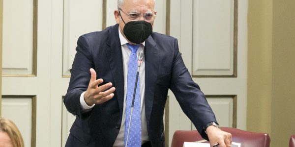 Casimiro Curbelo en el Parlamento de Canarias | ASG