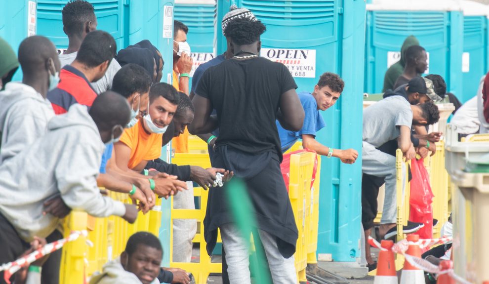 Migrantes en Arguineguín el pasado octubre | Foto: Cabildo de Gran Canaria