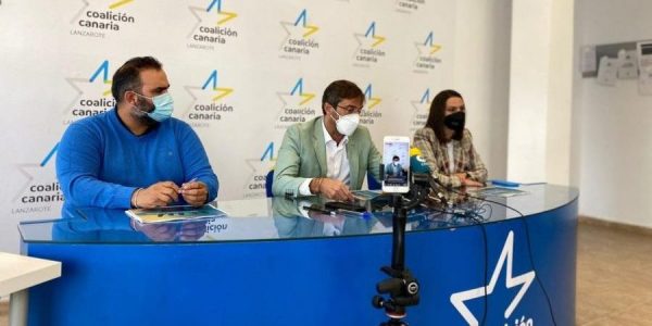 Pedro San Ginés (centro) el pasado junio | CC LANZAROTE