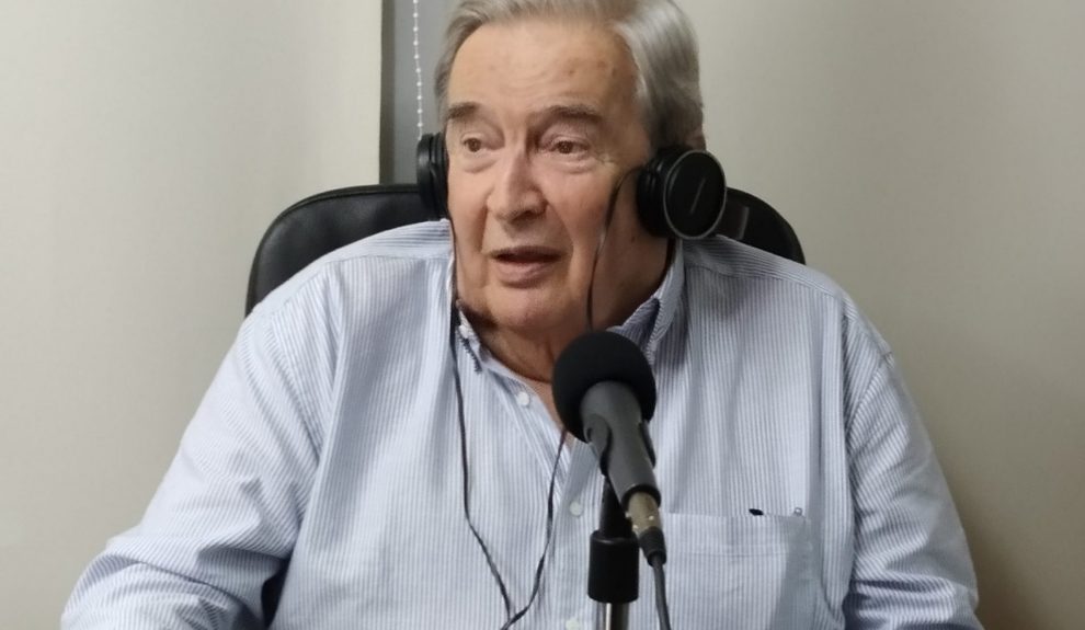 Jerónimo Saavedra en los estudios de El Espejo Canario