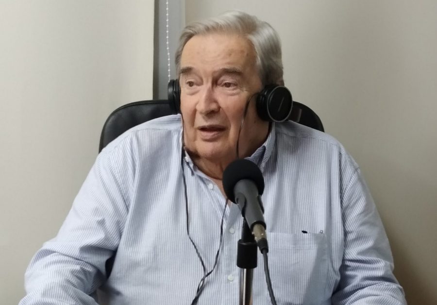 Jerónimo Saavedra en los estudios de El Espejo Canario