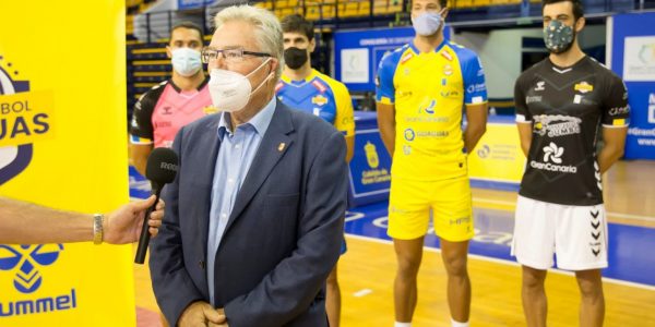 Juan Ruiz en rueda de prensa el pasado agosto | CV GUAGUAS