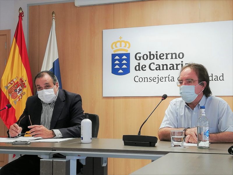 Blas Trujillo (izquierda) y Amós García (derecha) durante la presentación de la campaña de vacunación contra la gripe | Foto: Consejería de Sanidad Blas Trujillo (izquierda) y Amós García (derecha) durante la presentación de la campaña de vacunación contra la gripe | Foto: Consejería de Sanidad
