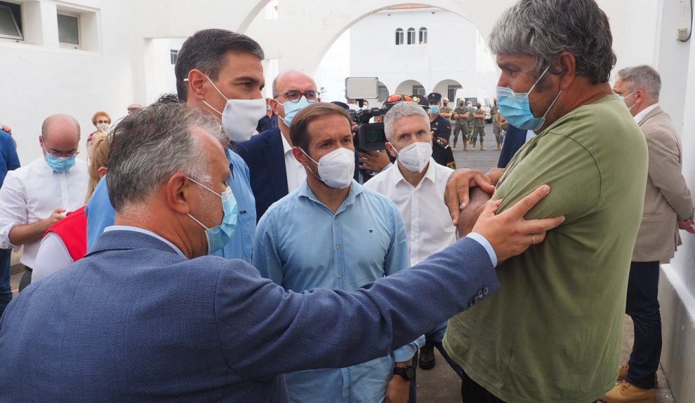 Sergio Matos junto a Ángel Víctor Torres y Pedro Sánchez | Foto: Gobierno de Canarias