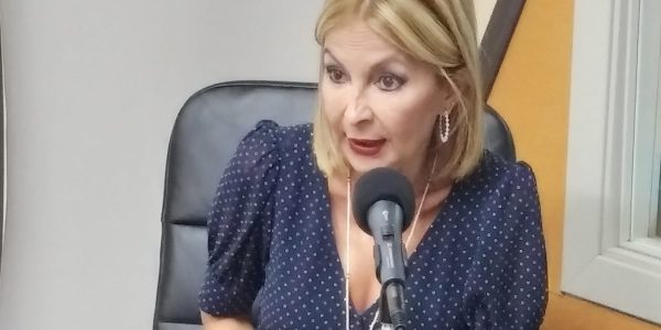 Australia Navarro en nuestros estudios hoy | EL ESPEJO CANARIO