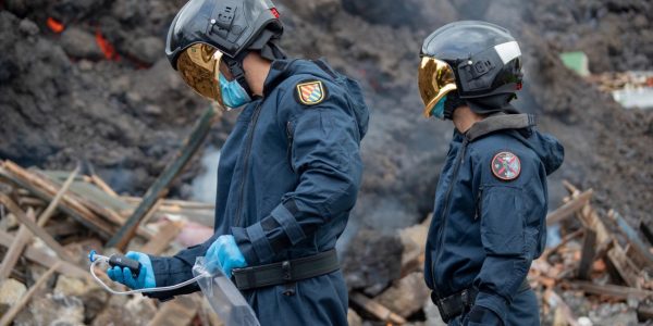 Agentes de la UME en La Palma | Foto: Delegación del Gobierno en Canarias