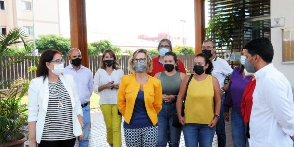 La alcaldesa reunida con las y los concejales ayer | AYUNTAMIENTO DE SAN BARTOLOMÉ DE TIRAJANA
