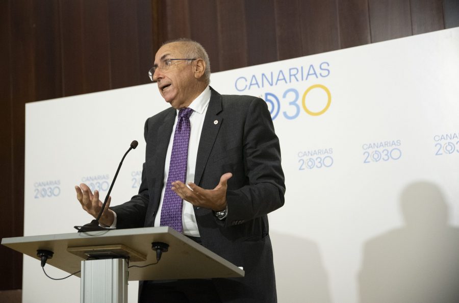 Antonio Rico en las jornadas de la Agenda 2030 | Foto: Gobierno de Canarias Antonio Rico en las jornadas de la Agenda 2030 | Foto: Gobierno de Canarias