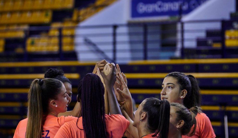 Jugadoras del Gran Canaria Urbaser durante un partido | CV Gran Canaria Urbaser