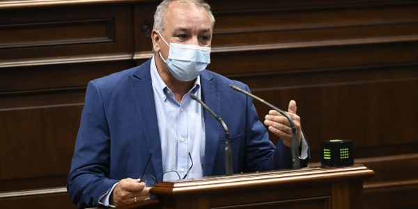 Luis Campos, portavoz de NC en el Parlamento de Canarias | Foto: Nueva Canarias