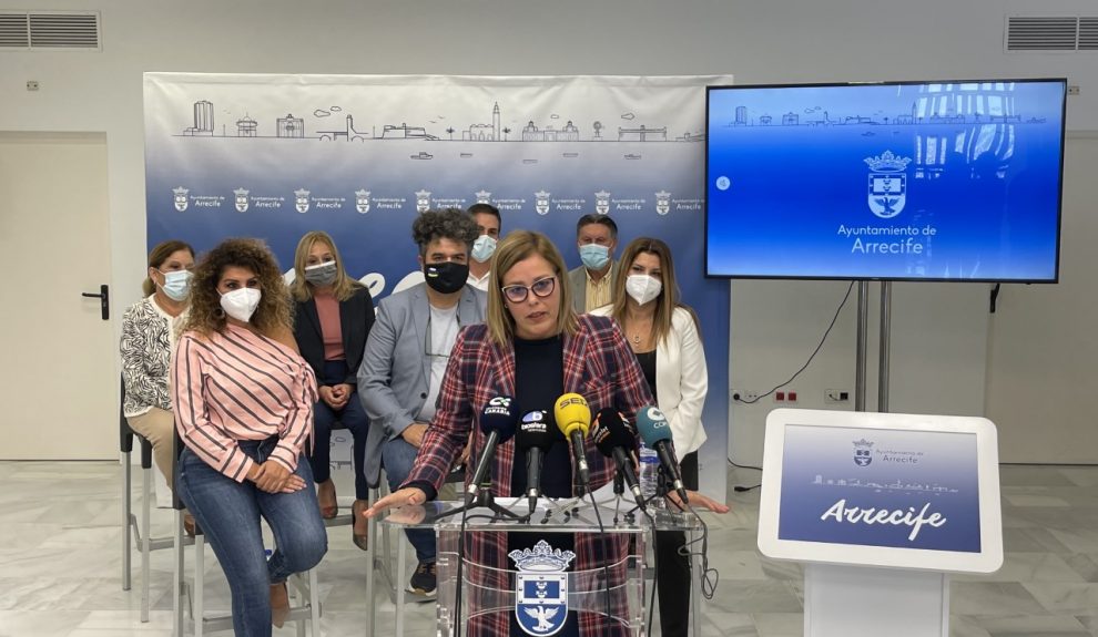 Astrid Pérez en la rueda de prensa anunciando los cambios en el gobierno | Foto: Ayuntamiento de Arrecife de Lanzarote