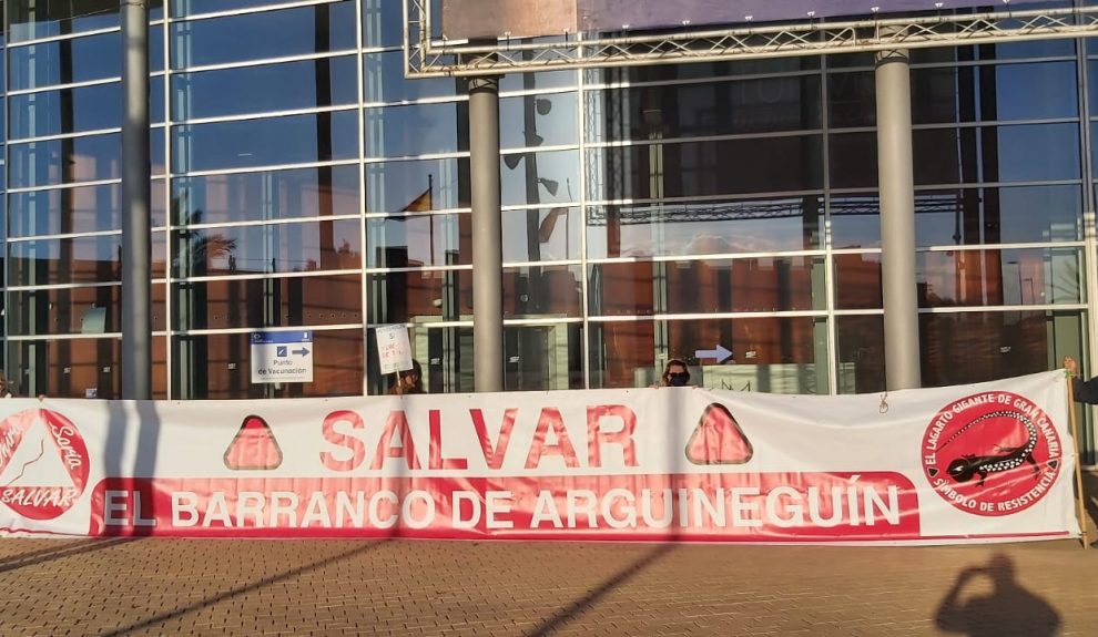 Acto de protesta de la plataforma Salvar Chira-Soria