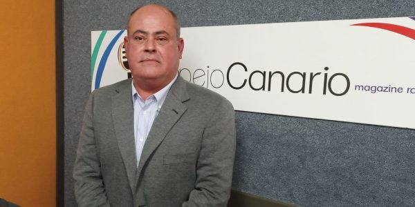 Virgilio Correa en los estudios de El Espejo Canario