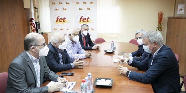 Reunión del consejero Chano Franquis con representantes de la FET