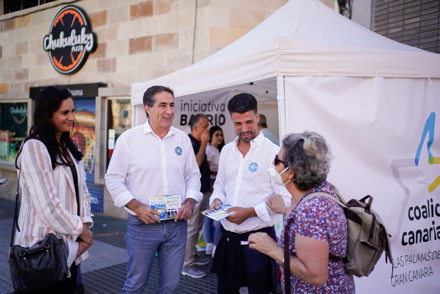 Francis Candil (segundo por la izquierda) durante un acto de precampaña | Foto: CC Francis Candil (segundo por la izquierda) durante un acto de precampaña | Foto: CC