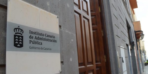 Bautista recuerda que el Constitucional aún se tiene que pronunciar sobre el recurso de Vox