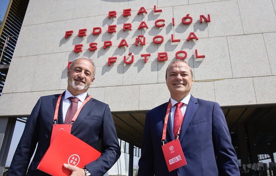 Francisco Castellano y Augusto Hidalgo en la sede de la RFEF | Foto: Cabildo de Gran Canaria