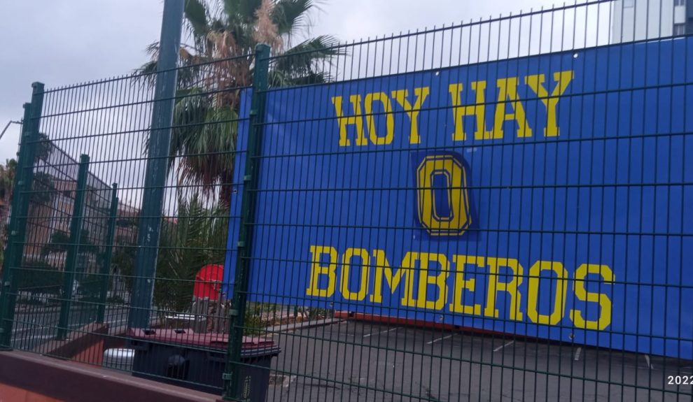 Pancarta de protesta de los Bomberos de Las Palmas de Gran Canaria | Foto: BomberosLPAenlucha