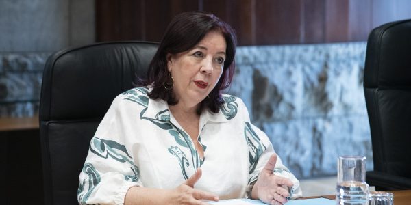 Manuela Armas, consejera de de educación, cultura y deportes del Gobierno de Canarias