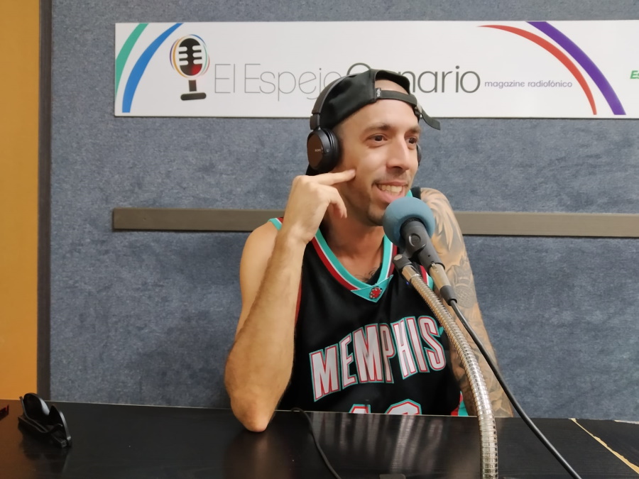 Saot en los estudios de El Espejo Canario Saot en los estudios de El Espejo Canario