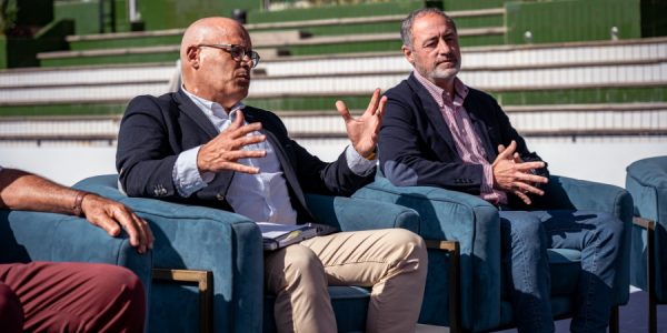 Alberto Santana (izquierda), presidente del CN Metropole
